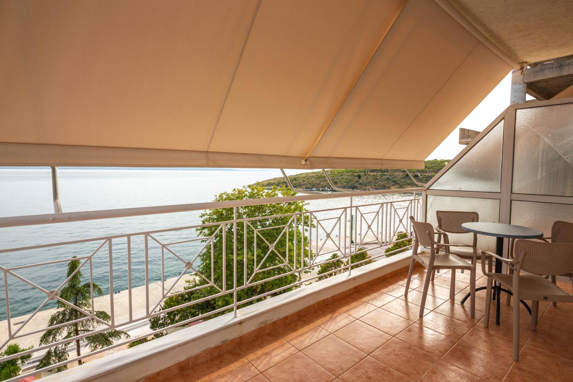 Apartments Cikuli Sarandë Eksteriør billede