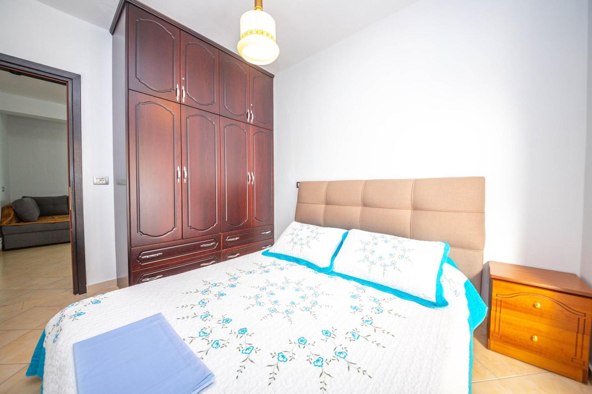 Apartments Cikuli Sarandë Eksteriør billede