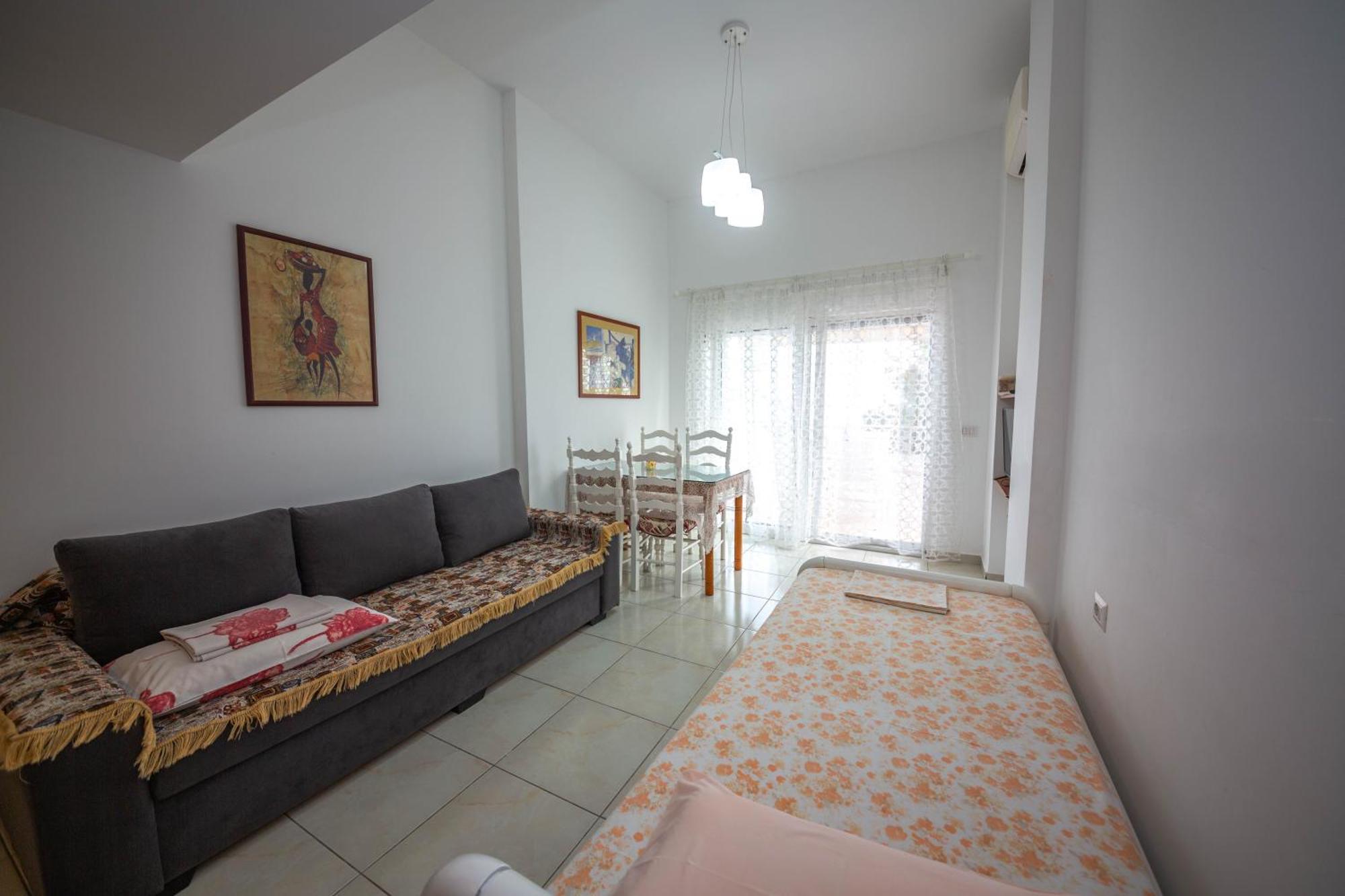 Apartments Cikuli Sarandë Eksteriør billede