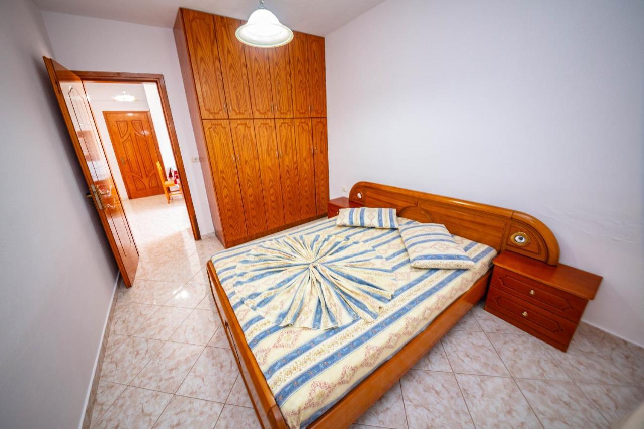 Apartments Cikuli Sarandë Eksteriør billede