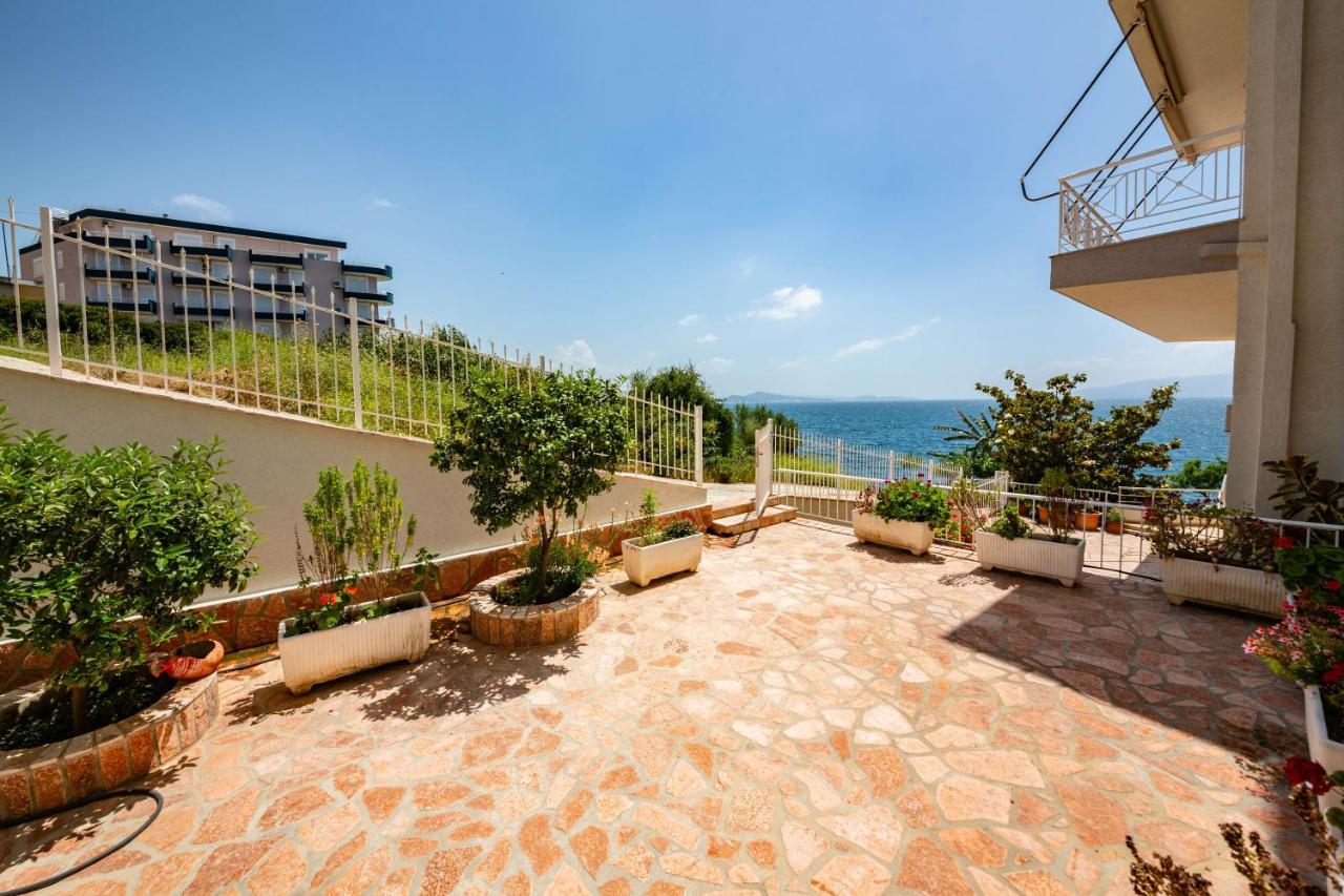 Apartments Cikuli Sarandë Eksteriør billede